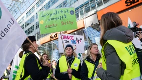 Lufthansa-Flugbegleiter wollen Arbeit wieder niederlegen