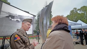 Stahlskulptur erinnert an Berliner Luftbrücke