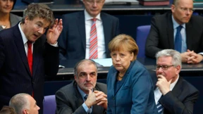 Schwarz-Rot weist Opposition in die Schranken