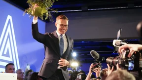 Am harten Kurs gegen Moskau hält er fest