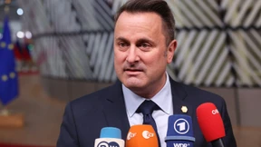 Luxemburgs Regierungschef zieht nach Plagiatsvorwürfen Diplomarbeit zurück