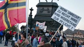 Zusammenhalt auf Bestellung