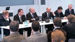 Mit Cameron nichts gemein