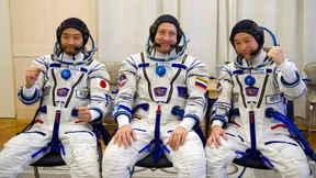 Zwei Japaner fliegen zur ISS