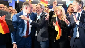 AfD sieht sich als Volkspartei und fordert Regierungsbeteiligung