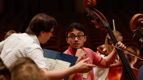 Ohne Vibrato klingt Trauermusik ganz optimistisch