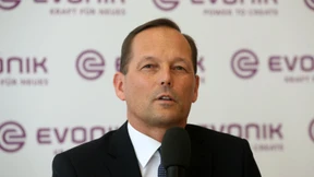 Krisen bremsen die Forschung in Chemieunternehmen