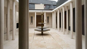 Der Bau, von dem alle sprechen