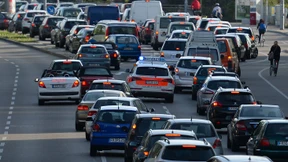 Bildung von Rettungsgassen klappt selten