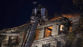 Großbrand in New Yorker Wohnhaus