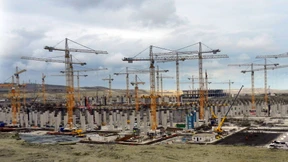 Deutschland, neidest du uns den neuen Flughafen? 