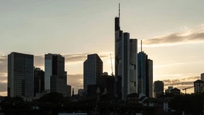 Spekulation um weichere Kreditregeln