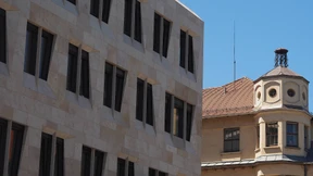 Schaut auf diese Stadt!