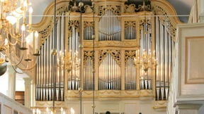 Sein Meisterwerk hat 38 Register