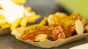 Die Currywurst führt