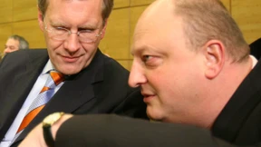 Staatsanwaltschaft befragt Wulff zu Glaeseker-Affäre