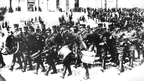 Unabhängigkeit von Russland: Finnland will eine Republik sein