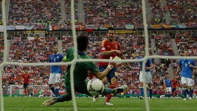 Die falsche Neun rettet Spaniens Punkt