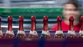 Knallende Sektkorken zu Weihnachten und Silvester