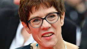 Kramp-Karrenbauer nennt AfD im Osten rechtsradikal