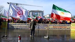 Demonstranten fordern ein Ende der Gewalt im Iran