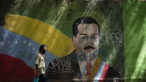 „Regierung spielen“ oder an Wahlen teilnehmen?