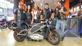 Ladies and Gentlemen, die Elektro Glide!