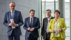 Die Regierung enttäuscht ihre Wähler, bevor sie ins Amt kommt