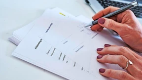 Hartnäckige Lohnlücke zwischen Männern und Frauen