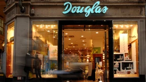 Finanzinvestoren wollen Douglas aufspalten 