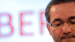 Platzeck räumt Fehler bei Terminplanung ein 