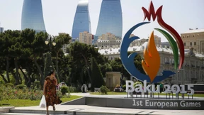 Vorne Glitzer, dahinter das Regime