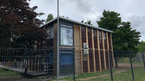 Flüchtlinge in Frankfurt fordern besseres Wohnen