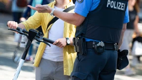 Ein Viertel der E-Scooter-Nutzer kennt Promillegrenze nicht