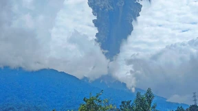 Mindestens elf Wanderer sterben bei Vulkanausbruch