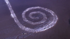 „Spiral Jetty“ und die feindselige Natur