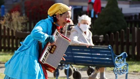 Clowns sorgen für gute Laune