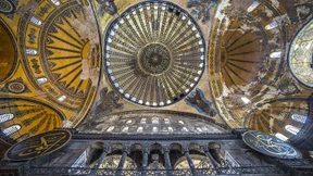 Unter den Augen der Engel