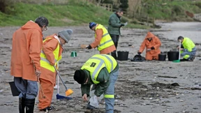 Nordspanien wird von Kunststoff aus dem Atlantik überflutet