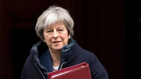 May beruft Krisentreffen ein