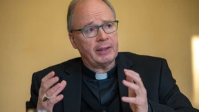 Trierer Bischof Ackermann muss Schmerzensgeld zahlen