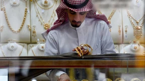 Saudi-Arabien leiht sich Geld