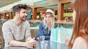 „Der Small Talk der Deutschen ist das Meckern“