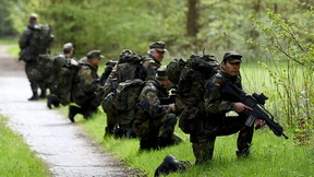 Löst die Rückkehr zur Wehrpflicht das Bundeswehr-Problem?