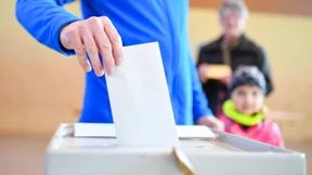 Ist es sinnvoll, dass Minderjährige wählen dürfen?