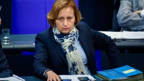 CSU fordert von Storch zu Rückgabe von Bundestagsmandat auf