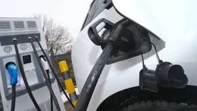 Autohersteller bauen europäisches Super-Schnellladenetz