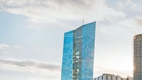 Auf und nieder immer wieder