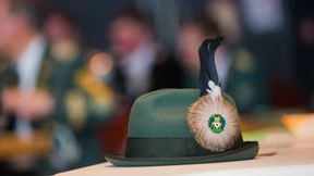 Schützen öffnen Königsthron auch für Muslime und schwule Paare