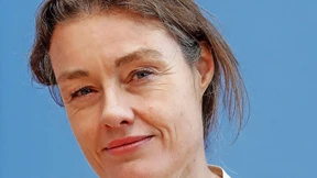 Die weibliche Stimme des Fußballs